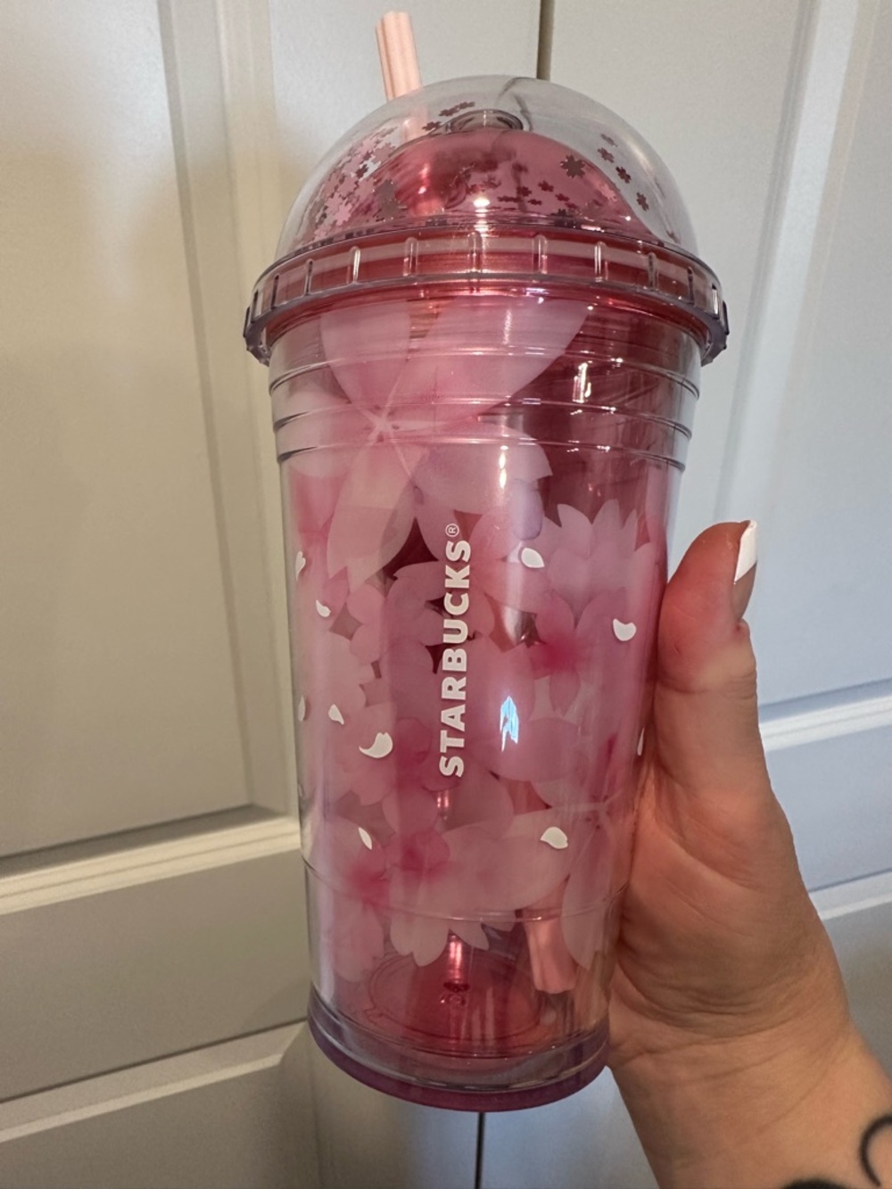 RARE!! New Starbucks China Sakura Cherry Blossom Glitter-filled Dome-lid tumbler